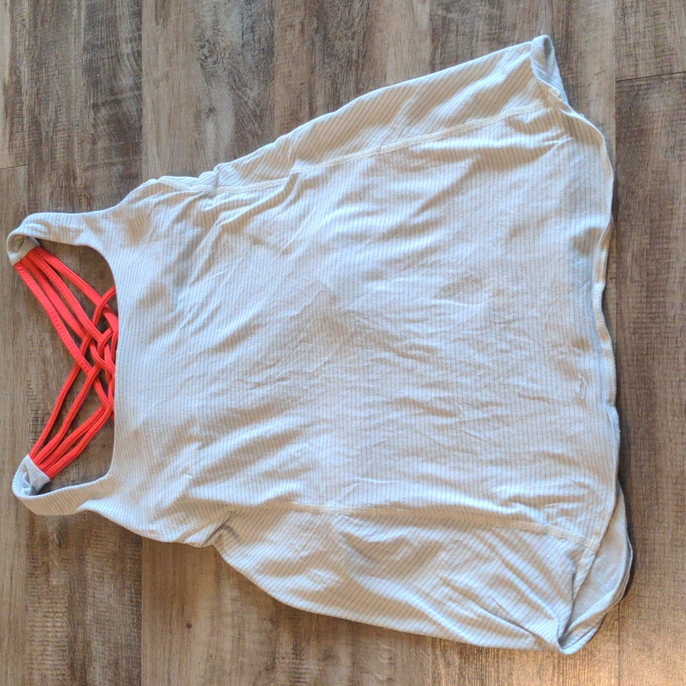 Lululemon top with sports bra size 8